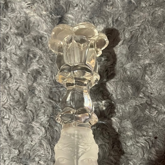 Elegant Clear Glass Candle Holder - Picture 8 of 10